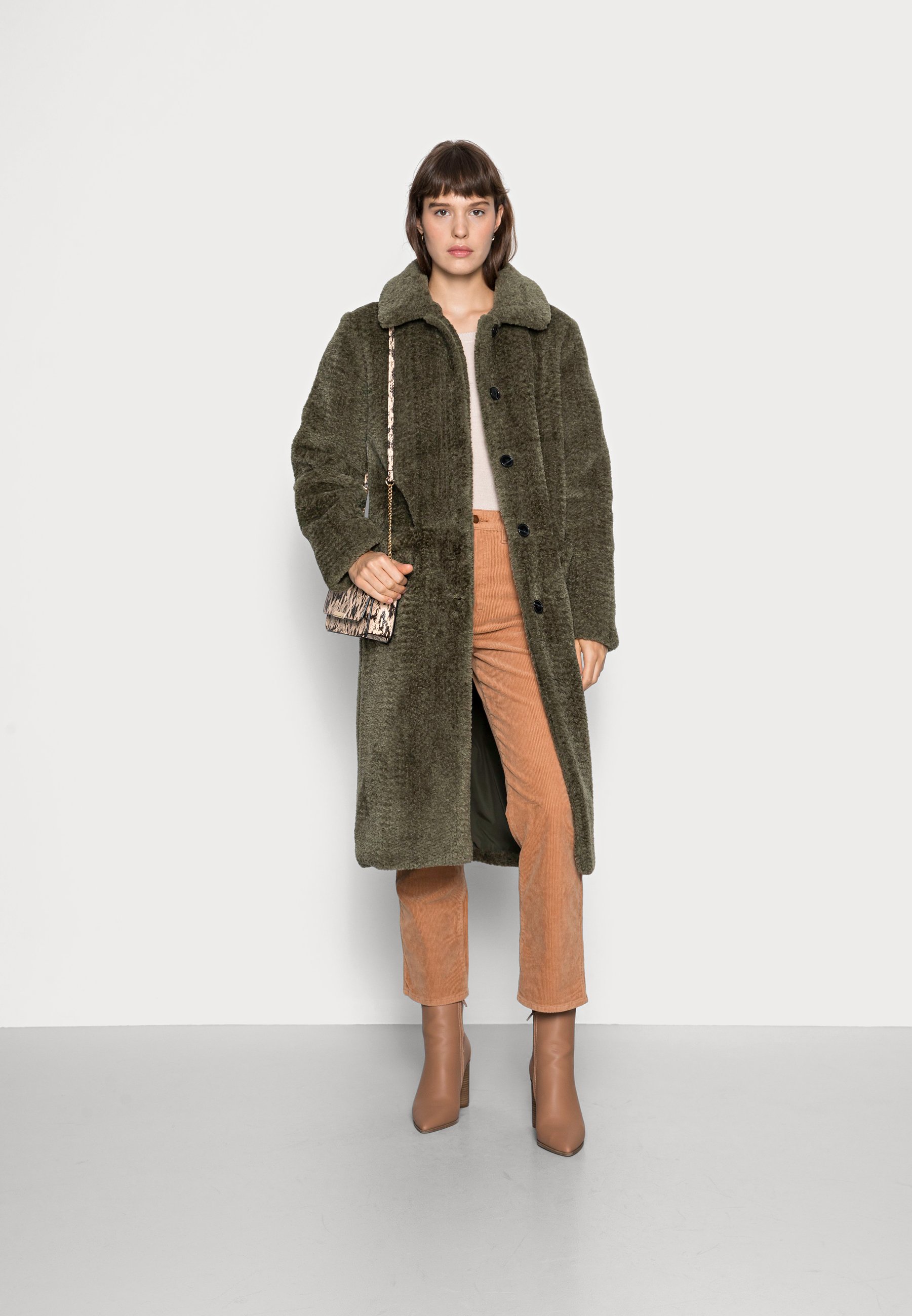 moussy coat