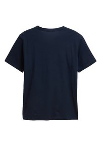 Marineblå bomulds t-shirt med korte ærmer, rund halsudskæring og et enkelt design. Glat tekstur, uden synlige mønstre eller accenter.