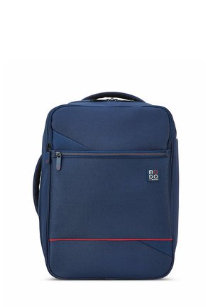 Valigia morbida rettangolare blu con tasca frontale con zip, maniglia superiore, maniglia laterale e piccolo logo del marchio vicino alla zip.