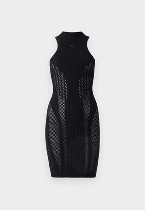 Rochie tricotată ribbed de culoare neagră, cu guler înalt, având panouri din plasă transparentă pe laturi. Siluetă ajustată, cu lungime sub genunchi.
