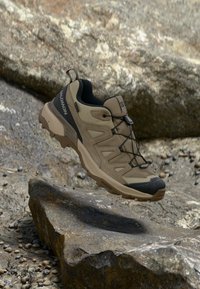 Niewybrane, desert tan/walnut/dark earth