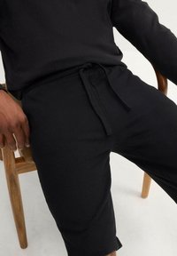 bonprix BERMUDA 2ER PACK - Pantalon de survêtement - grey