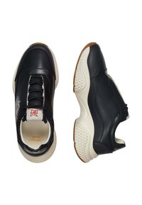 Ed Hardy BASE RUNNER CROSS - Sneakers basse - black