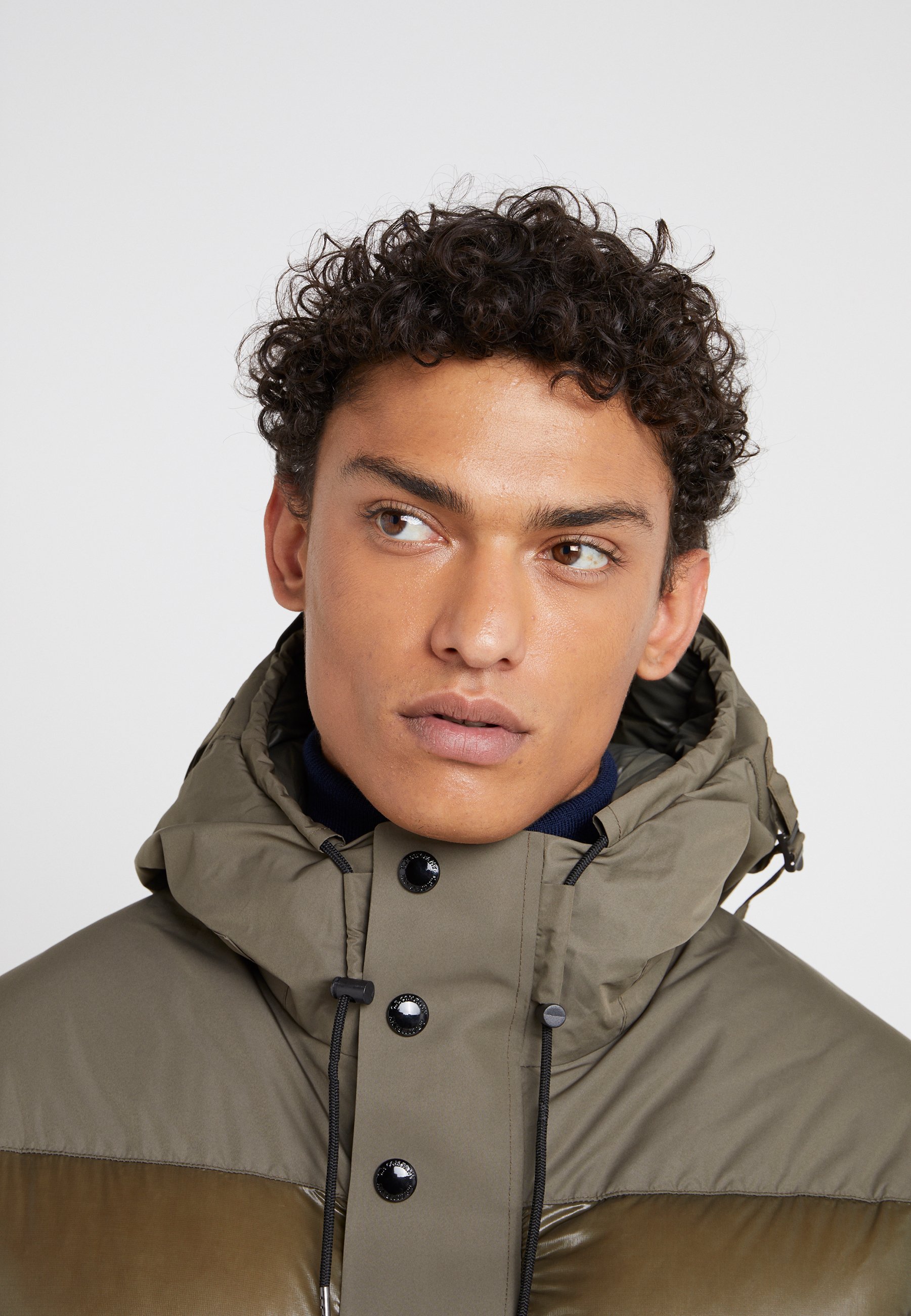 MEDIUM JACKET SHELL Dunjacka dark olive MEDIUM JACKET SHELL Dunjacka dark olive