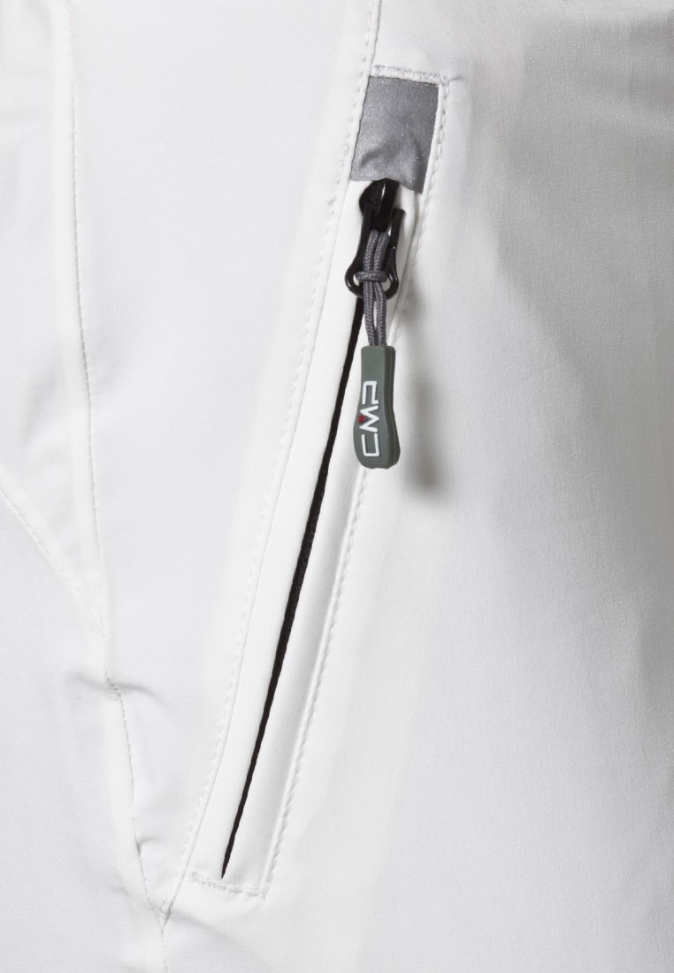 Witte outdoor broek met een zijrits zak met grijze accenten en een trekkoord. Glad van textuur met nette stiksel details.