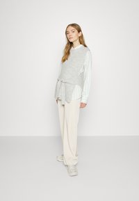 Lounge Nine BECS SHIRT - Blusa com botões - blue heron