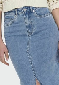 ONLY SIRI FRONT SLIT - Pennkjol - light blue denim