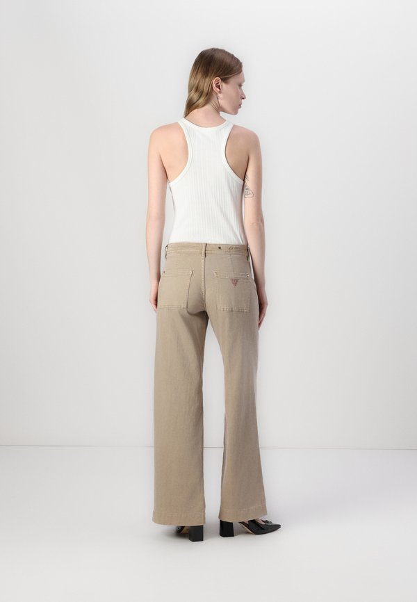 ZOYA WIDE LEG - Relaxed fit jeans - summer clay3