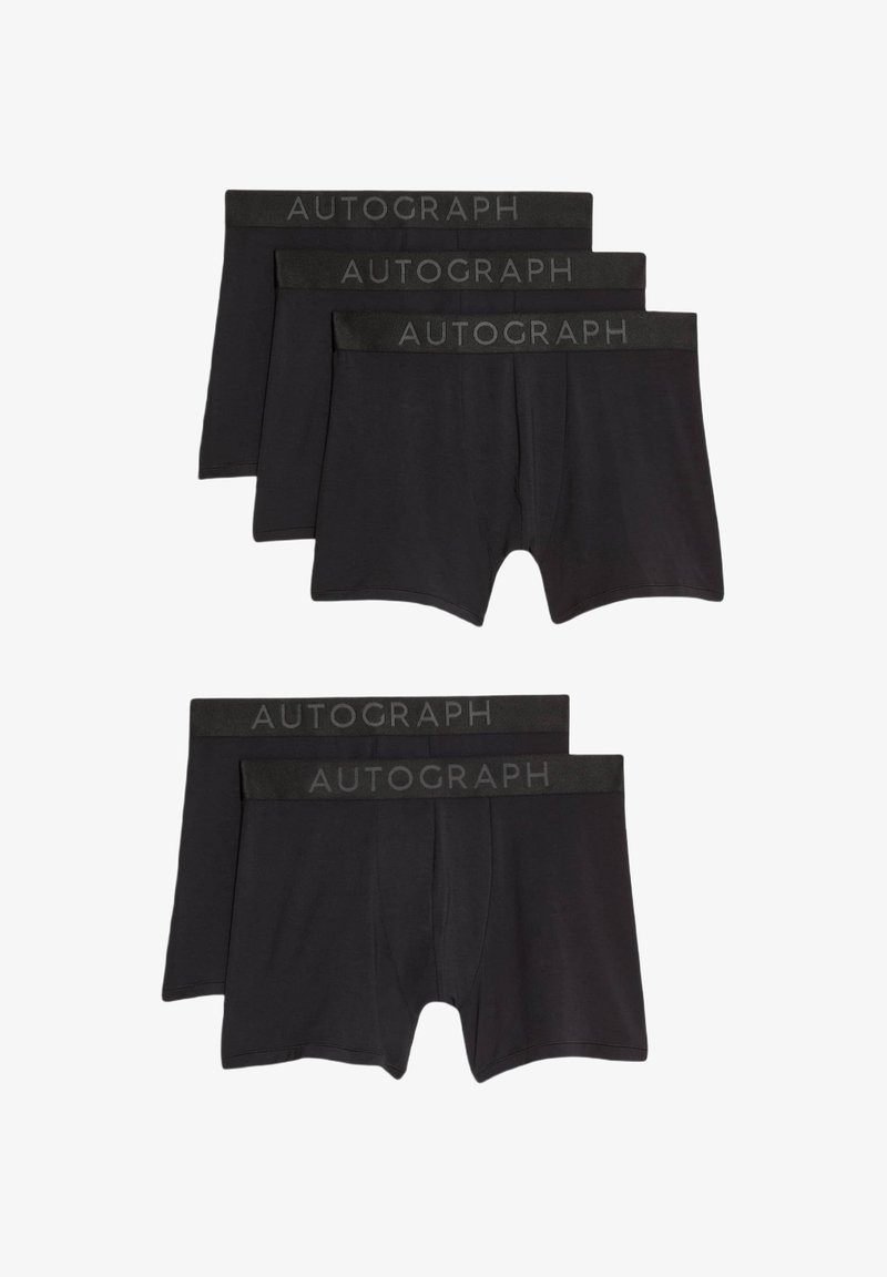 Černé boxerky, bavlněný materiál, s měkkým elastickým pasem a značením "AUTOGRAPH". Zobrazeny čtyři páry.