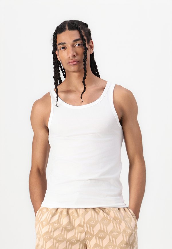 Shorts - sand strata2