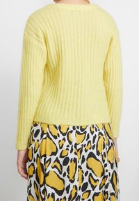 Gestuz Kofta - yellow