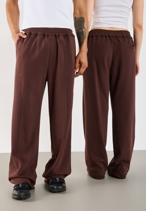 YOURTURN UNISEX - Jogginghose - brown