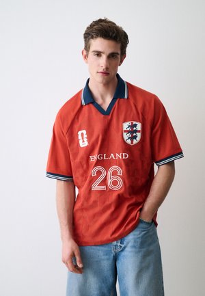 Next, REGULAR FIT - FOOTBALL POLO SHIRT . - Polo - red england fifa