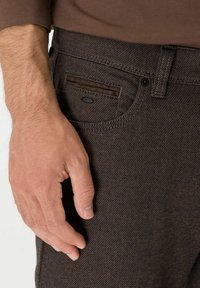 BRAX STYLE CADIZ  - Stoffhose - nougat