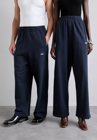 032c RÓZSA VICTORIA STRAIGHT CUT UNISEX - Verryttelyhousut - dark blue