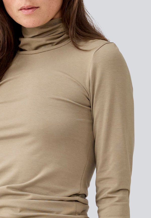 TANNER - Long sleeved top - fallen rock2