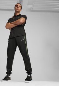 Puma MERCEDES-AMG PETRONAS MOTORSPORT - Träningsbyxor - black