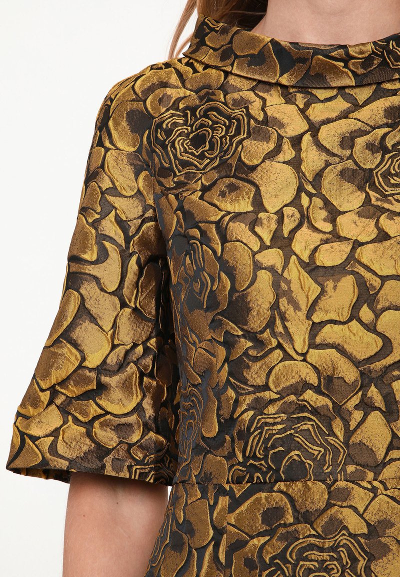 Kleid Gelb Zalando
Atlanta 2021