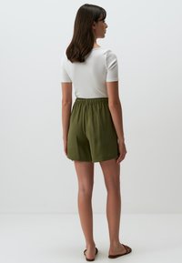 Jimmy Key HIGH WAIST - Shorts - khaki