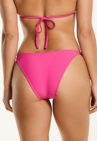 Shiwi LIZ - TRIANGLE SET - Bikiny - millenial pink
