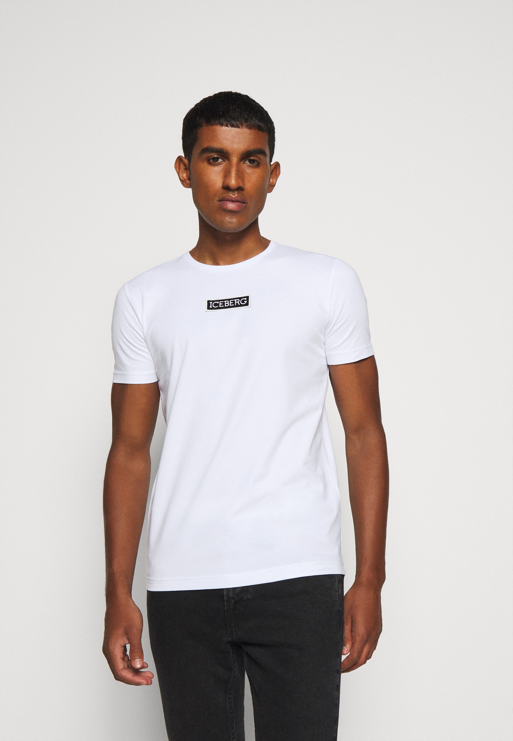 Iceberg T shirt print bianco otticowit Zalando.nl Iceberg T shirt print bianco ottico Zalando.nl