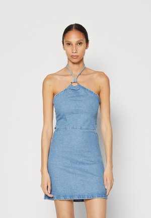 GAP HALTER CUT OUT - Τζιν φόρεμα - medium wash