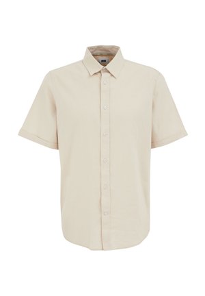 Camicia a maniche corte con bottoni in tessuto beige chiaro, caratterizzata da un colletto a punta, sei bottoni sul davanti e un orlo leggermente curvo.