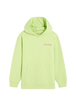 Sudadera con capucha de color verde claro con bolsillo frontal tipo canguro y pequeño logo rosa de "SCALPERS" en el pecho izquierdo.