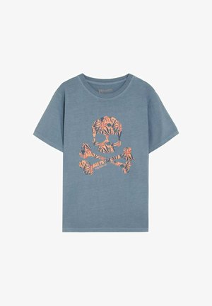 Blå T-shirt med korte ærmer og et kranie- og korsben-grafik med blomstermønster i orange og mørkeblå på forsiden.
