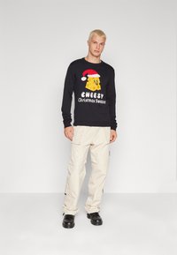 Jack & Jones JORFESTIVE XMAS CREW NECK - Strickpullover - black