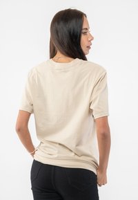 Paradiso Clothing THE ROLLING STONES MUNICH FLYER - Print T-shirt - sand