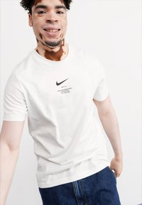 Thumbnail Image 2