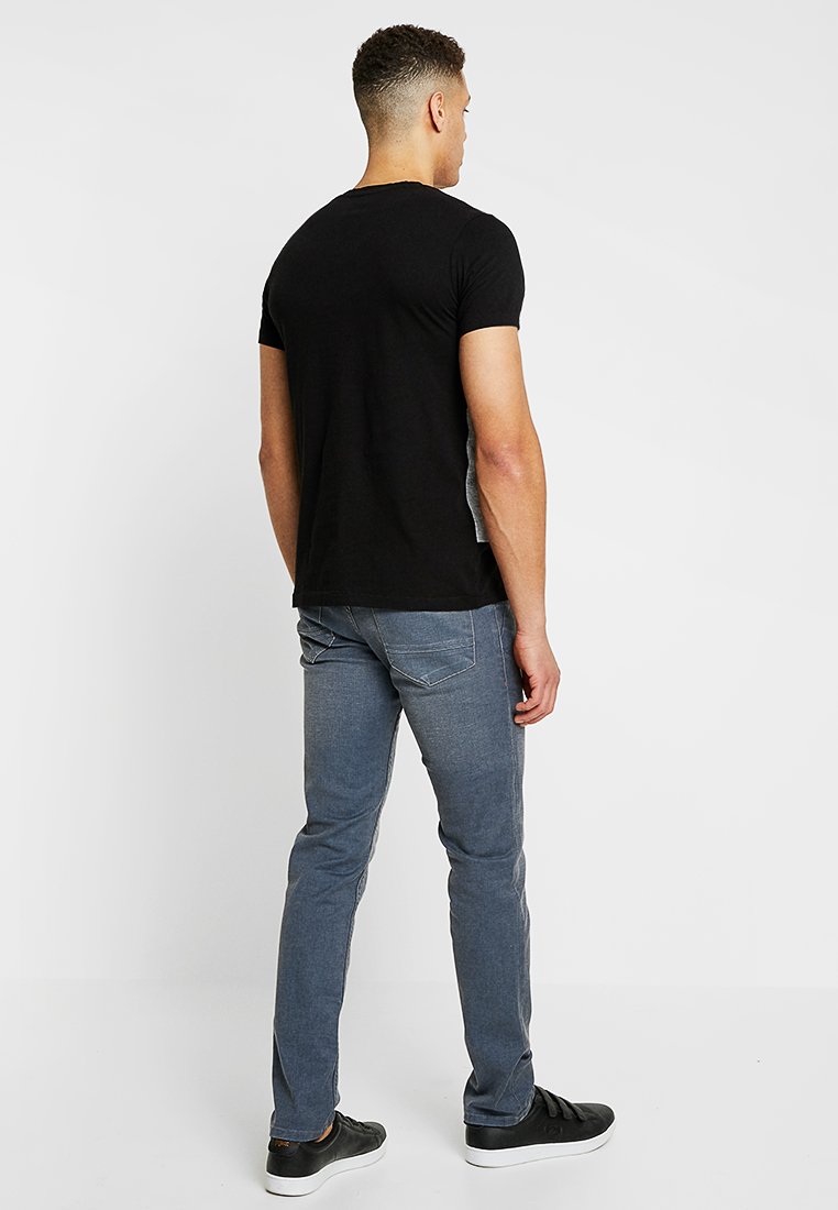 Uomo HENLOW - Jeans a sigaretta Uomo HENLOW - Jeans a sigaretta