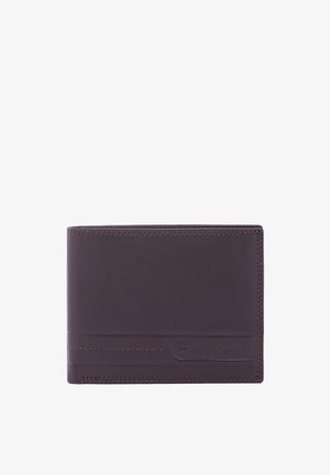 Bruine leren portemonnee met een soepele textuur, bi-fold ontwerp en minimale stiksels. Heeft een logo dat op de voorkant is gedrukt.