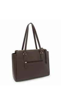 Borsa tote in pelle marrone scuro con finitura granulosa, due manici per la spalla, chiusura superiore con cerniera e tasca frontale con cerniera. Dettagli in metallo color oro.