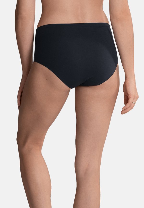 ESSENTIAL 3-ER PACK - Briefs - schwarz2