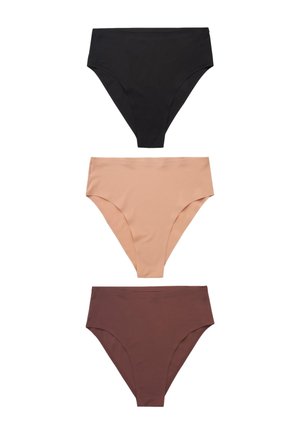 Czarny bezramkowy biustonosz z gładkiego materiału, w połączeniu z czarnymi majtkami w wysokim stanem. Oba elementy mają elegancki, bezszwowy design.