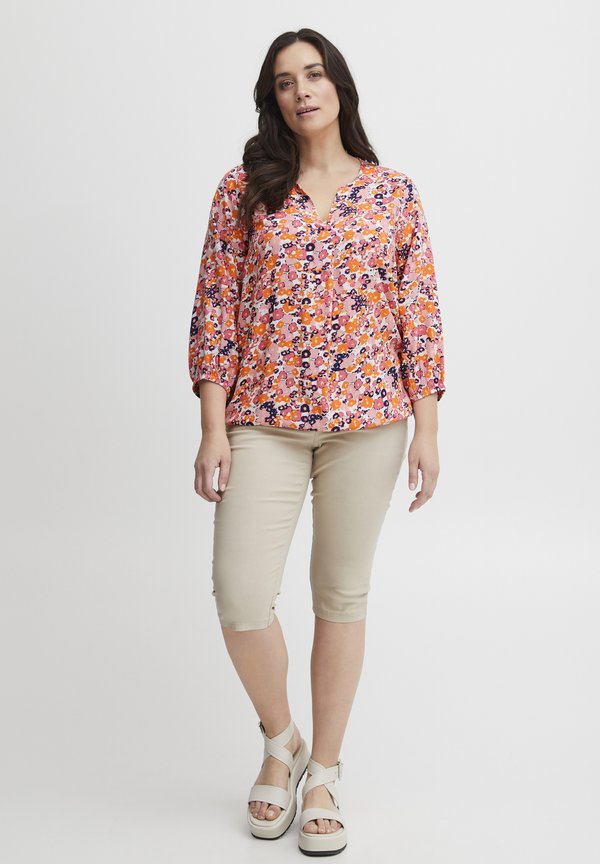 FPMerla - Blouse - camellia rose aop ms donuts2