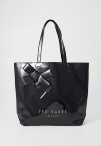 Ted Baker Pascale Cabas en cuir matelassé clouté Noir ASOS