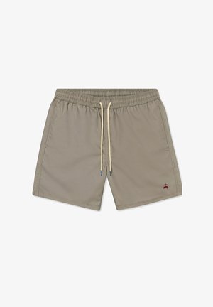 Short de bain brun clair avec taille élastique, cordons beige, poches latérales et petit logo rouge sur l'ourlet de la jambe gauche.