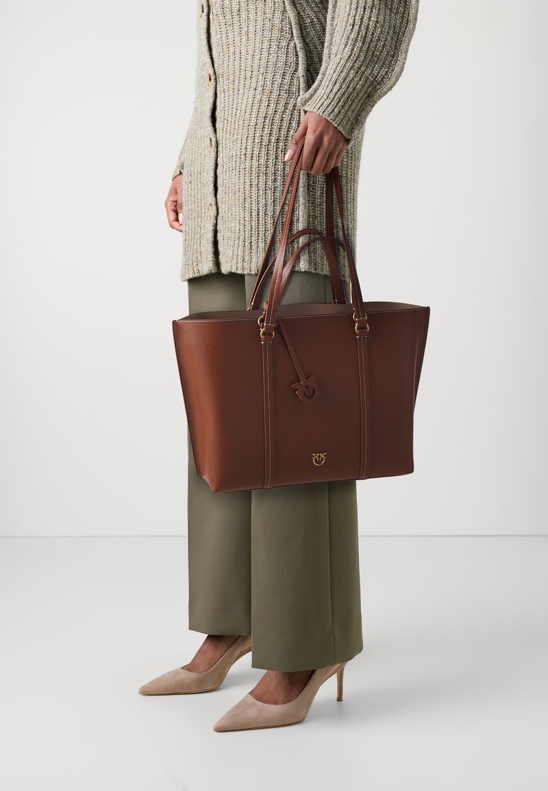 Pinko CARRIE BIG - Maisiņveida soma - cuoio