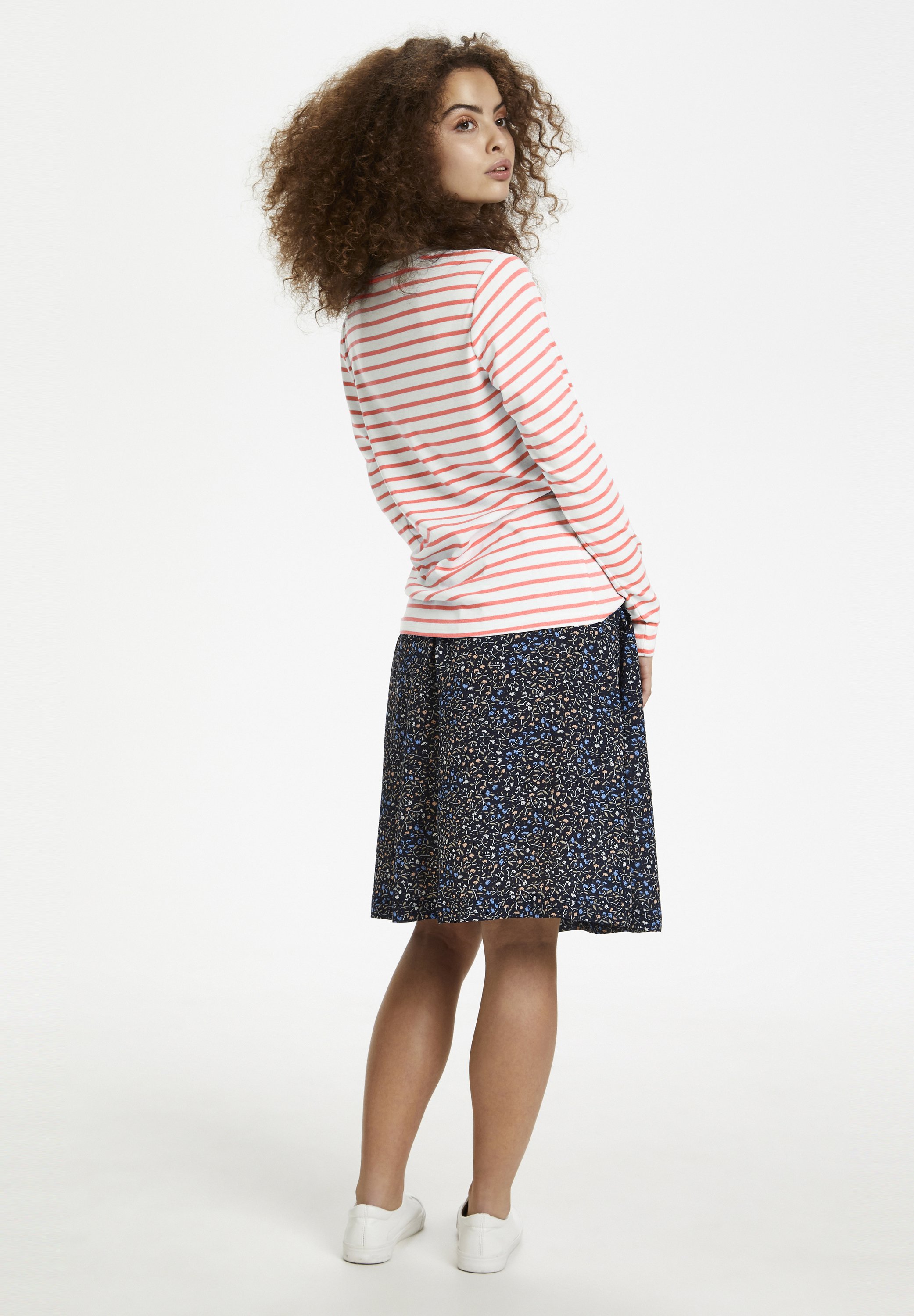 Kaffe LIDDY Longsleeve living coralchalk Zalando.nl Kaffe LIDDY Longsleeve living coralchalk Zalando.nl