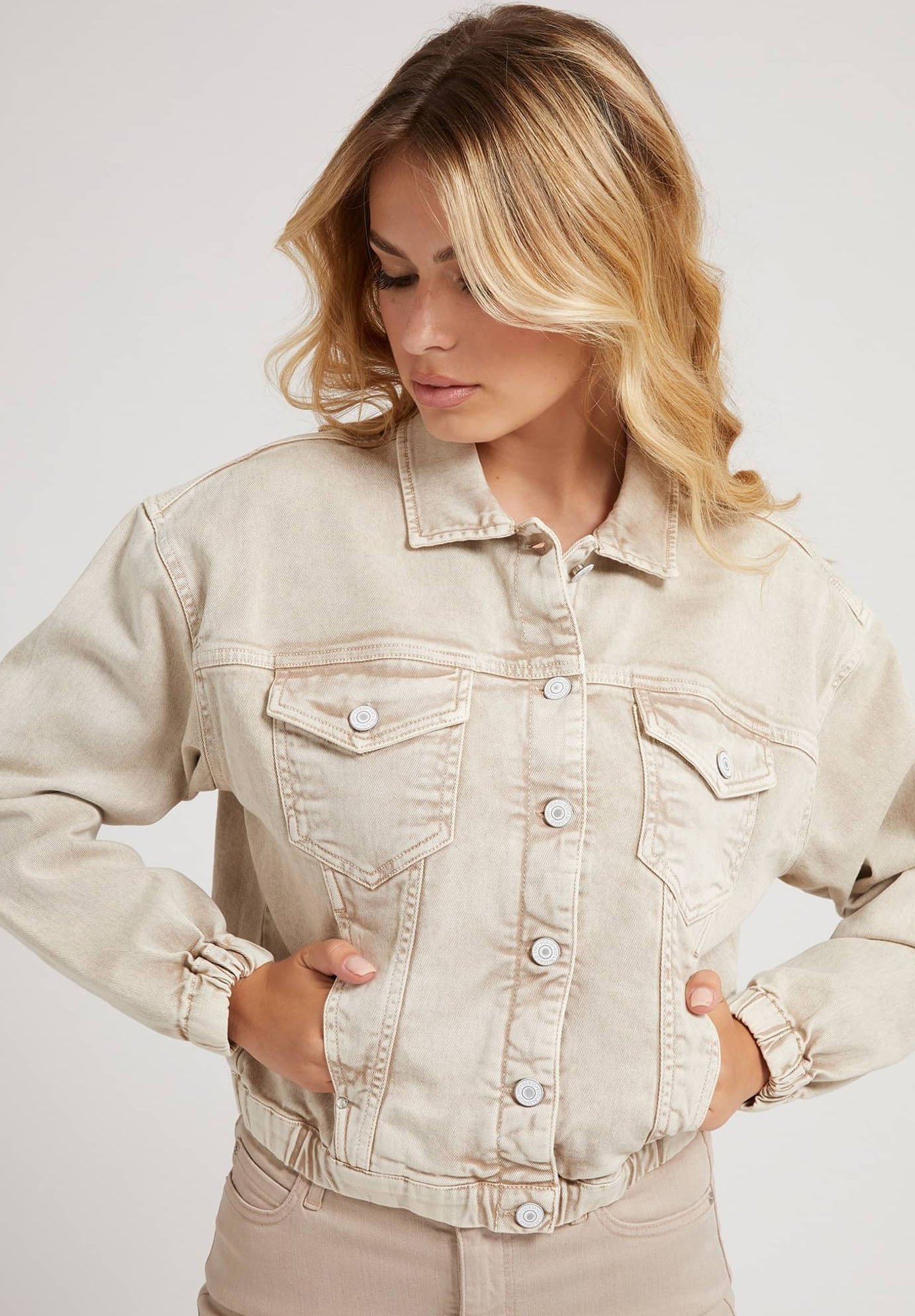 jeans jacket beige