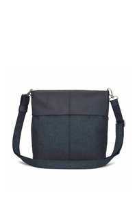 Bolso cruzado en azul marino oscuro con un cuerpo de tela texturada y cierre superior liso. Cuenta con una correa ajustable y acentos en hardware plateado.