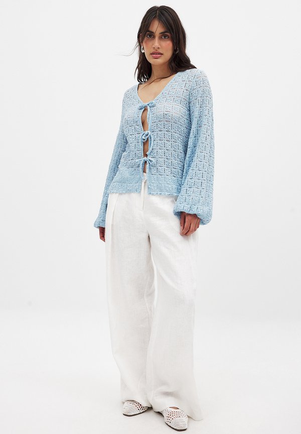 BALLOON SLEEVE TIE - Strickjacke