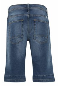 Bermudas en denim bleu foncé avec deux poches arrière, des coutures contrastées et un ourlet retroussé. Présente une taille standard et des passants de ceinture.