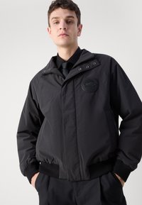 BOSS BOSS X PORSCHE CARBORO - Bomberjacka - black