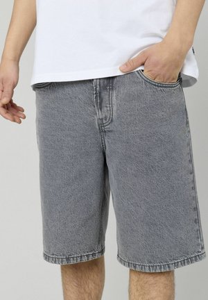 BZB BERMUDA - Short en jean - gris moyen