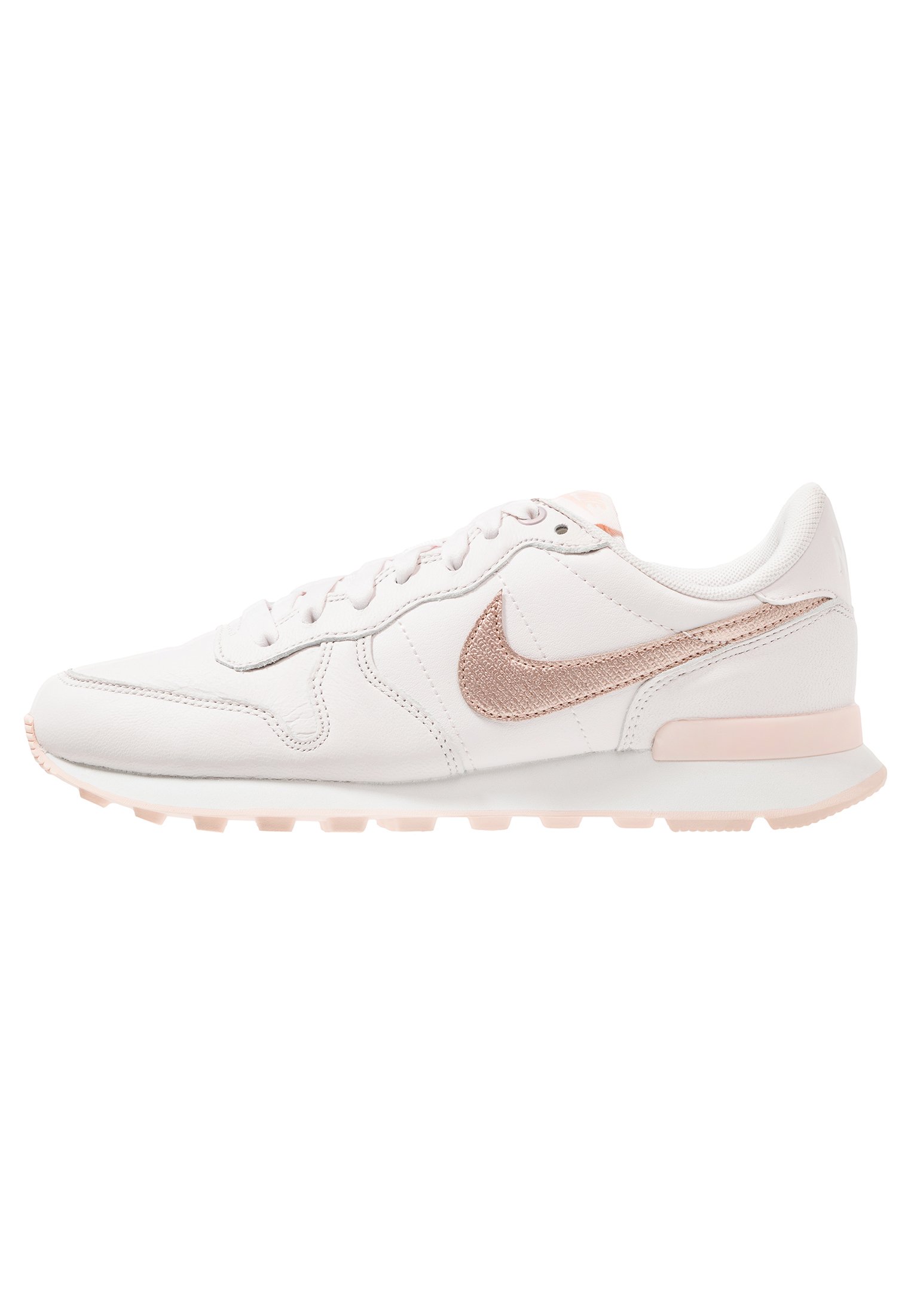 nike internationalist light soft pink