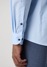 OLYMP Level Five Hemd - bleu